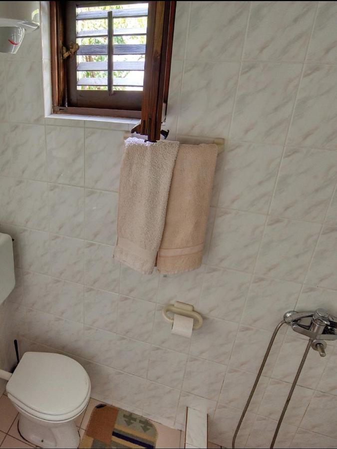 Guest House Vukovic Petrovac Luaran gambar